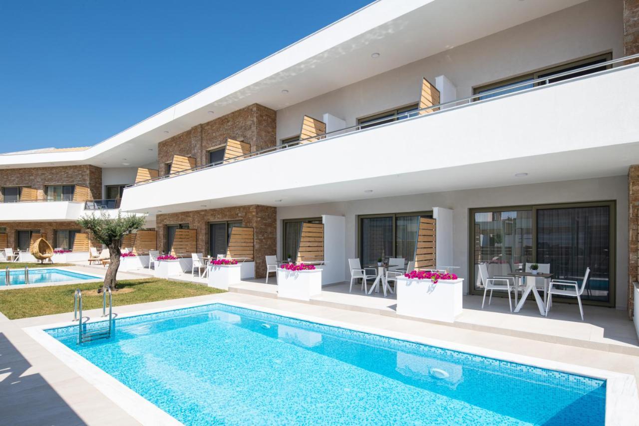 Imagine Luxury Suites Nikiti  Esterno foto