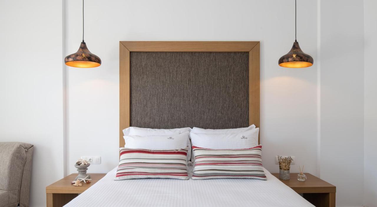 Imagine Luxury Suites Nikiti  Esterno foto