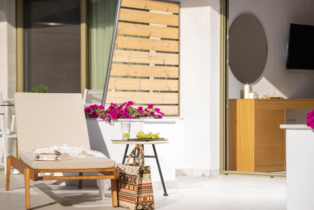 Imagine Luxury Suites Nikiti  Esterno foto