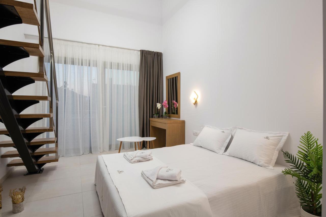 Imagine Luxury Suites Nikiti  Esterno foto