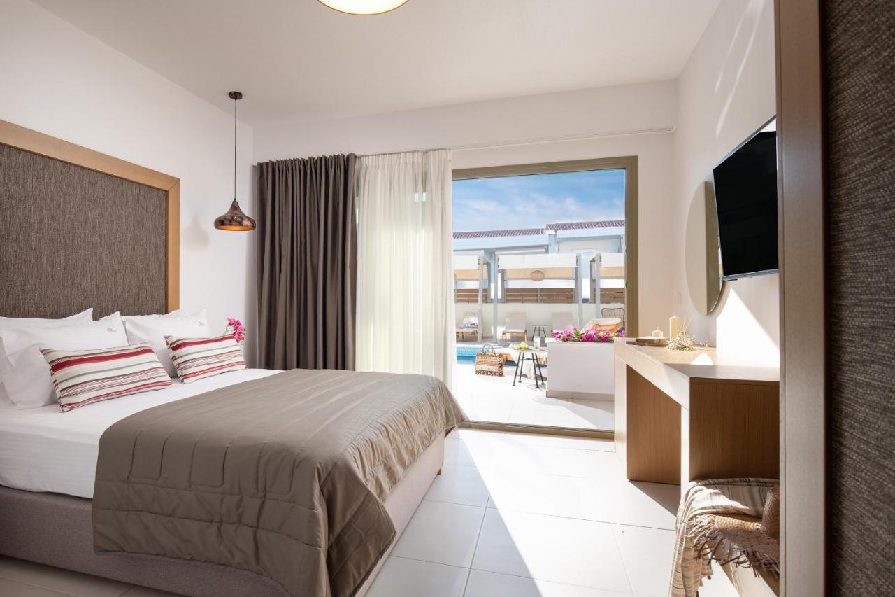 Imagine Luxury Suites Nikiti  Esterno foto