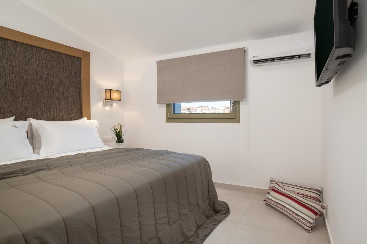 Imagine Luxury Suites Nikiti  Esterno foto