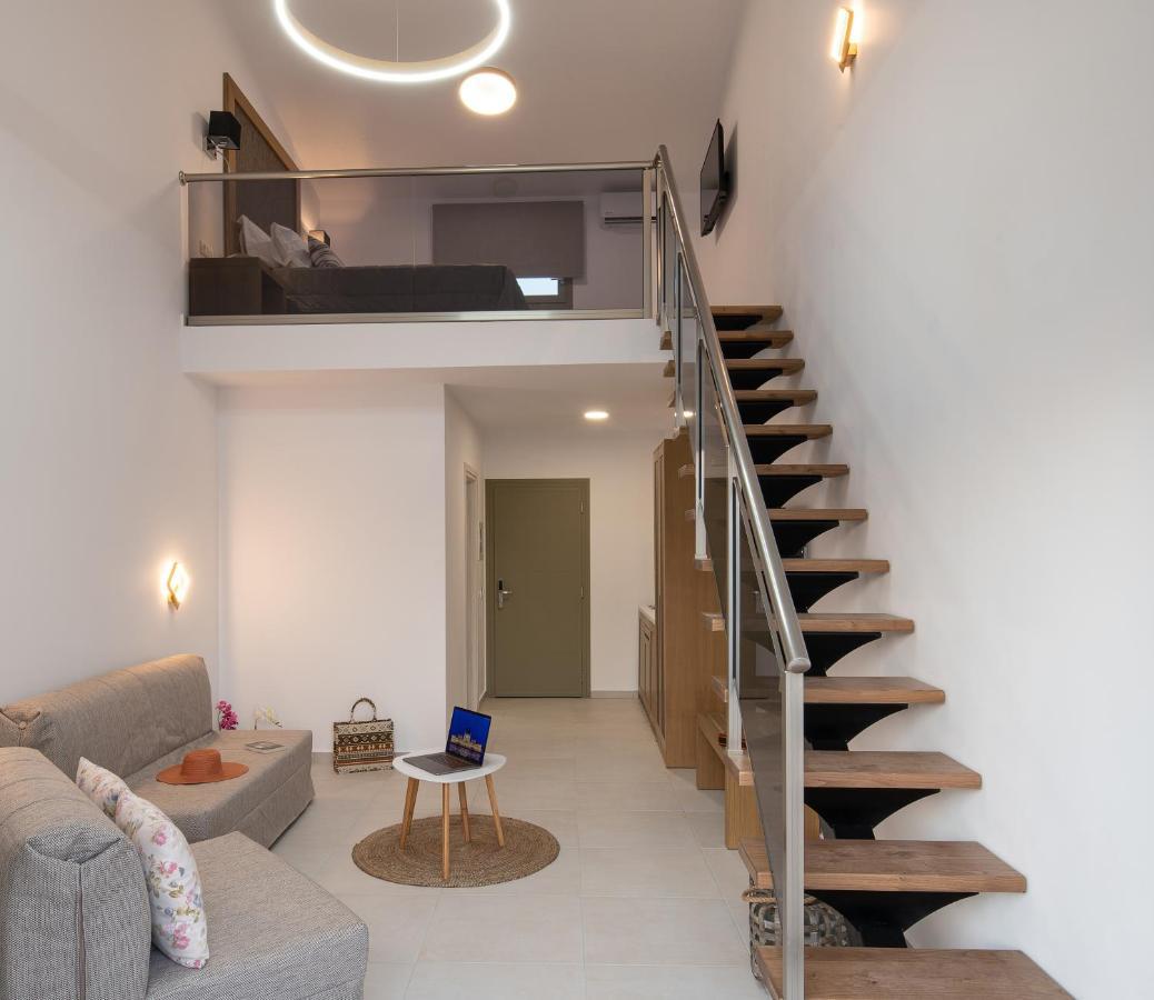 Imagine Luxury Suites Nikiti  Esterno foto
