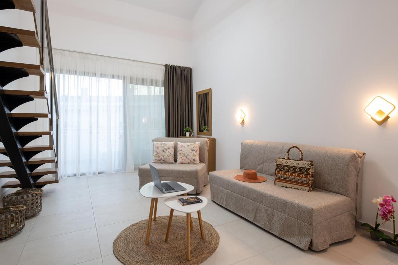 Imagine Luxury Suites Nikiti  Esterno foto